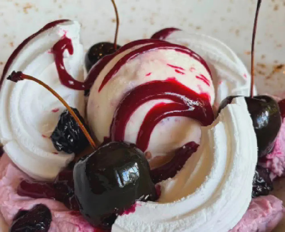 05-berry-pavlova.webp